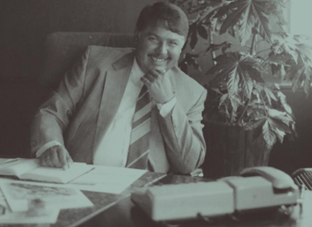 Herr Metz am Schreibtisch 1976