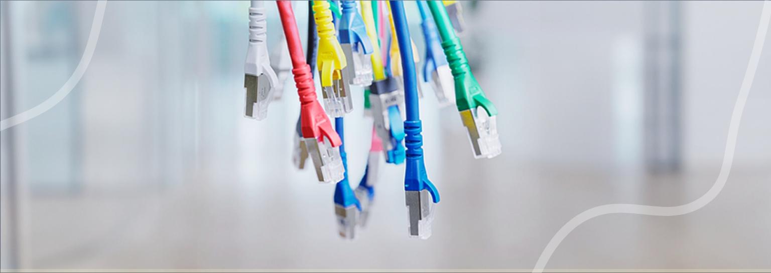 Intelligente Verkabelung mit CU - Verlegekabel und Patchkabel